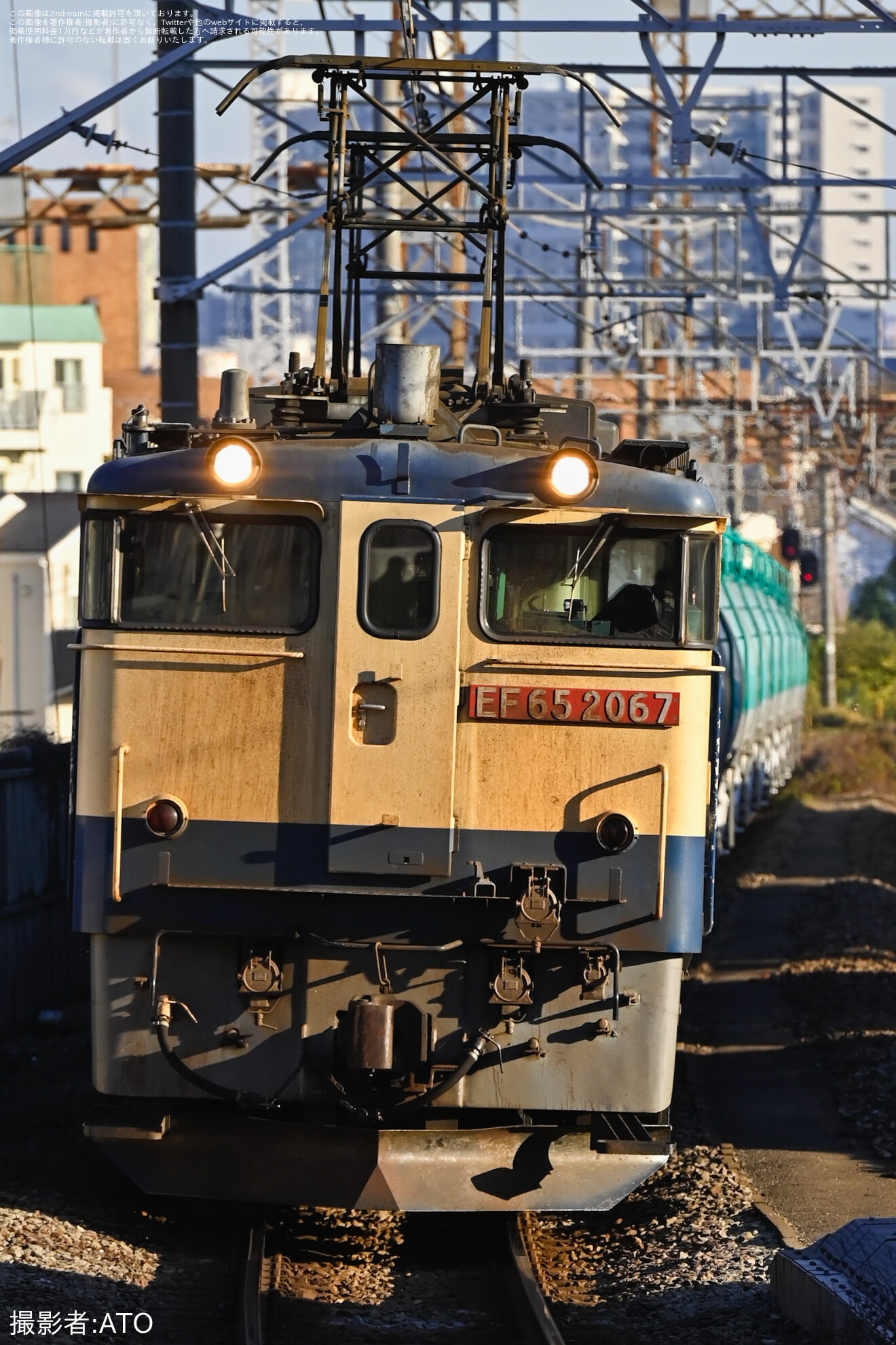 【JR貨】EF65-2067・EF65-2074が大宮車両所へ回送の拡大写真