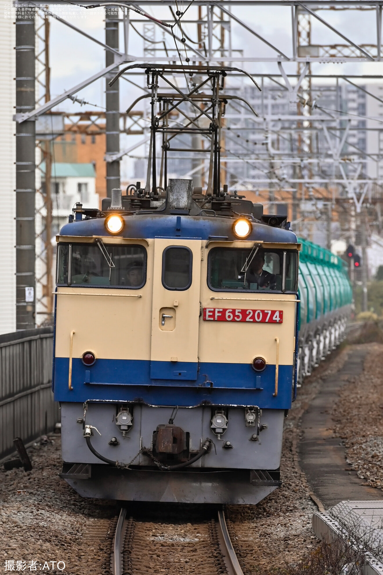 【JR貨】EF65-2067・EF65-2074が大宮車両所へ回送の拡大写真