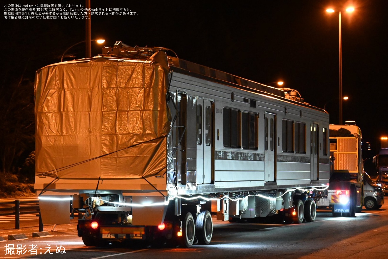 【アルピコ】元東武車の20100形モハ20107およびクハ20108が京王重機から陸送の拡大写真