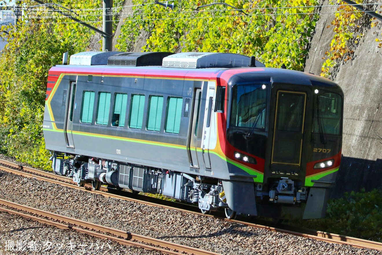 【JR四】2700系気動車2707号車が検査を終えて多度津工場出場の拡大写真