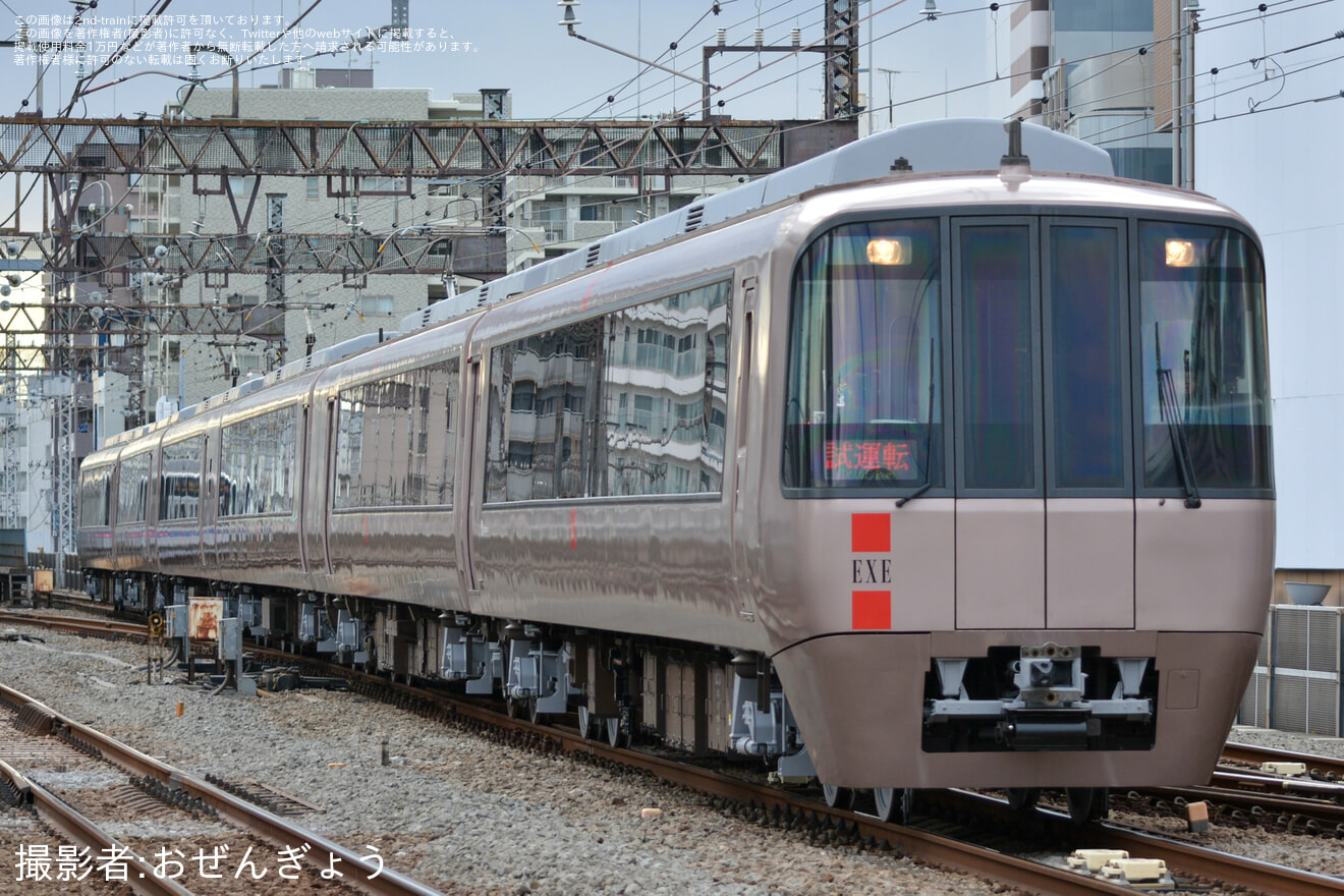 【小田急】30000形30257F(30257×6)重要部検査明け試運転の拡大写真