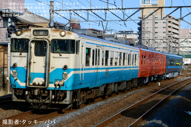 【JR四】キハ185-1017が全般検査を終えて多度津工場出場