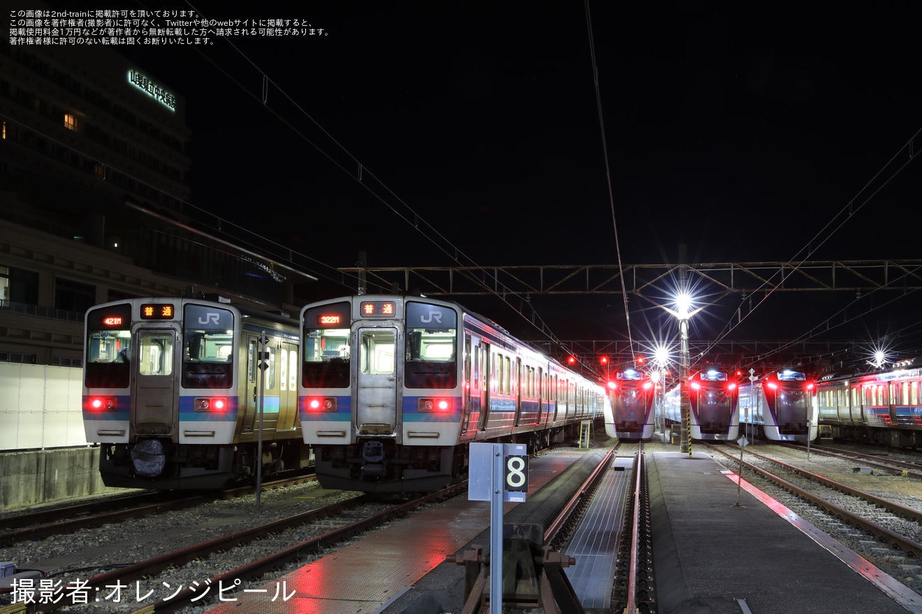 【JR東】「甲府駅電留線 夜間撮影会」開催(2024年12月)の拡大写真