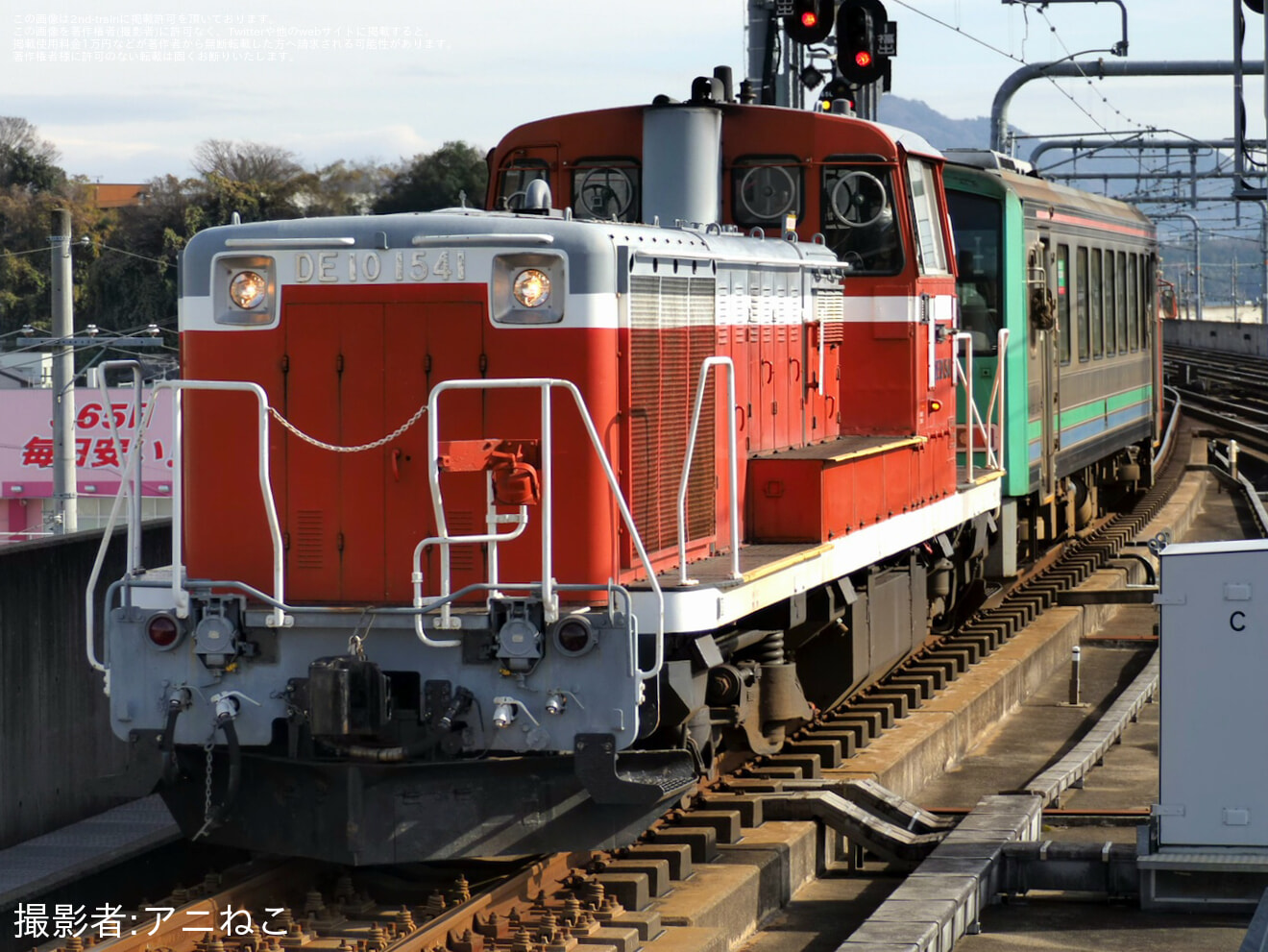 【JR西】キハ120-348後藤総合車両所本所入場配給の拡大写真