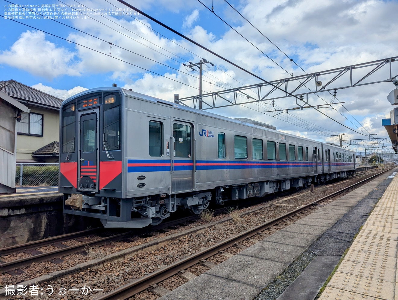 【JR西】キハ126-2+キハ126-1002後藤総合車両所出場試運転の拡大写真