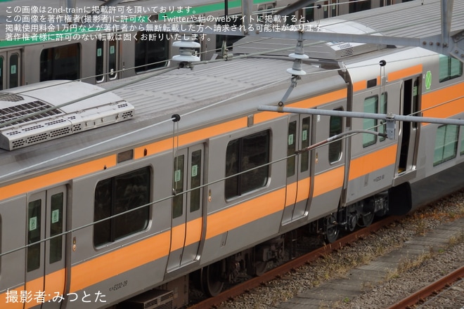 【JR東】E233系T29編成が国府津車両センターへ回送されグリーン車連結