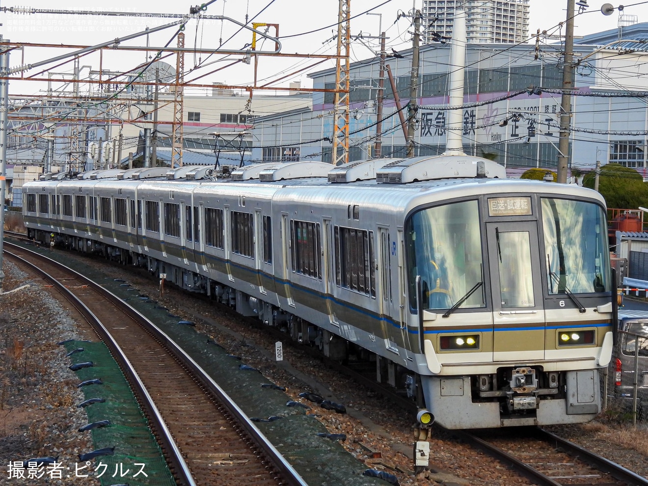 【JR西】221系NC627編成吹田総合車両所出場構内試運転の拡大写真