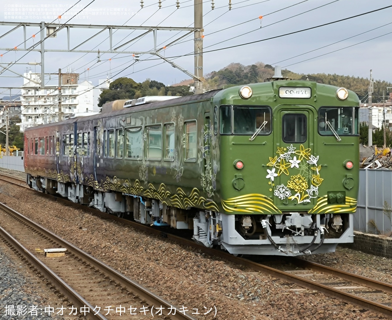 【JR西】キハ47-7004+キハ47-7003「◯◯のはなし」下関総合車両所本所構内試運転の拡大写真