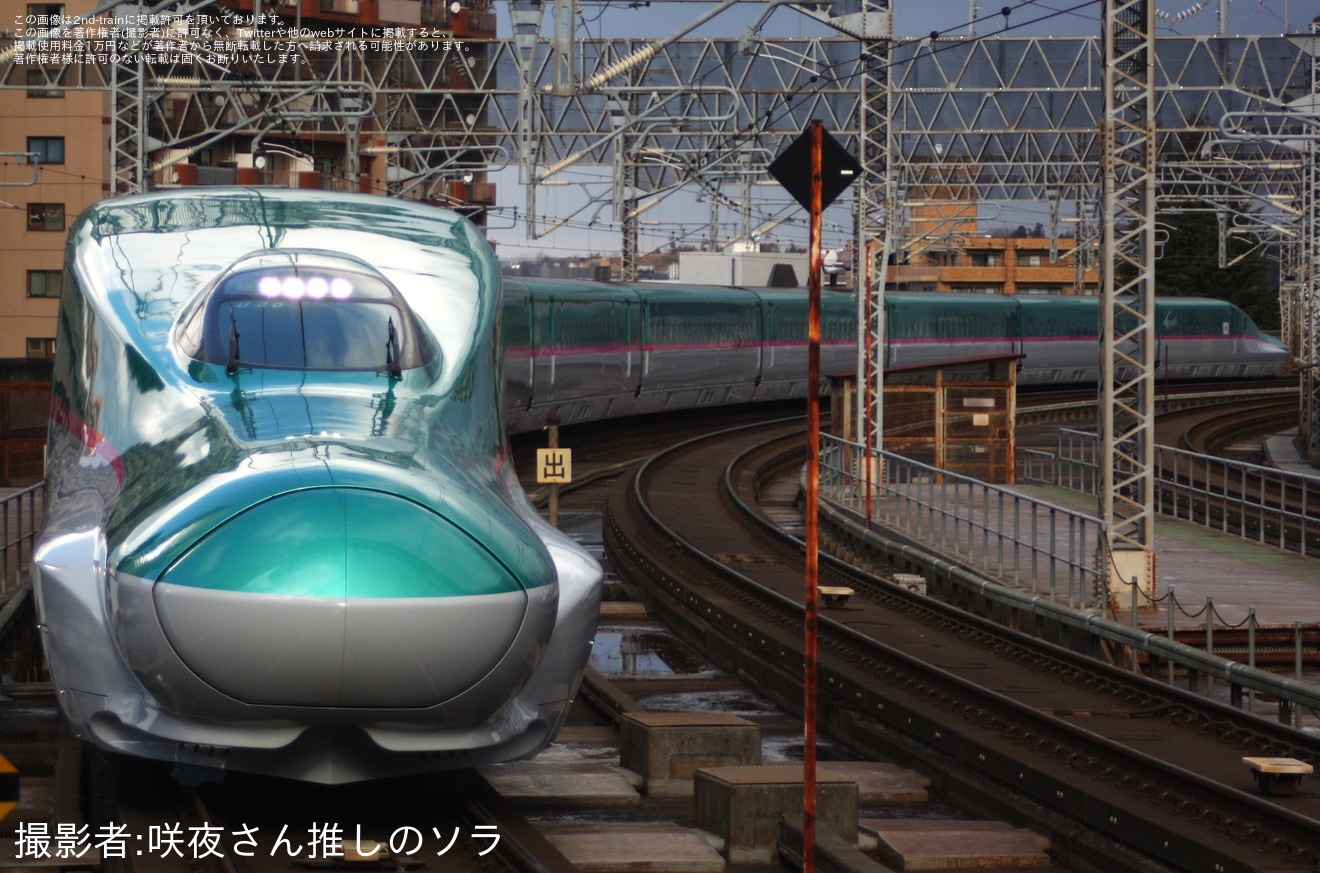 【JR東】E5系U20編成新幹線総合車両センター出場試運転の拡大写真