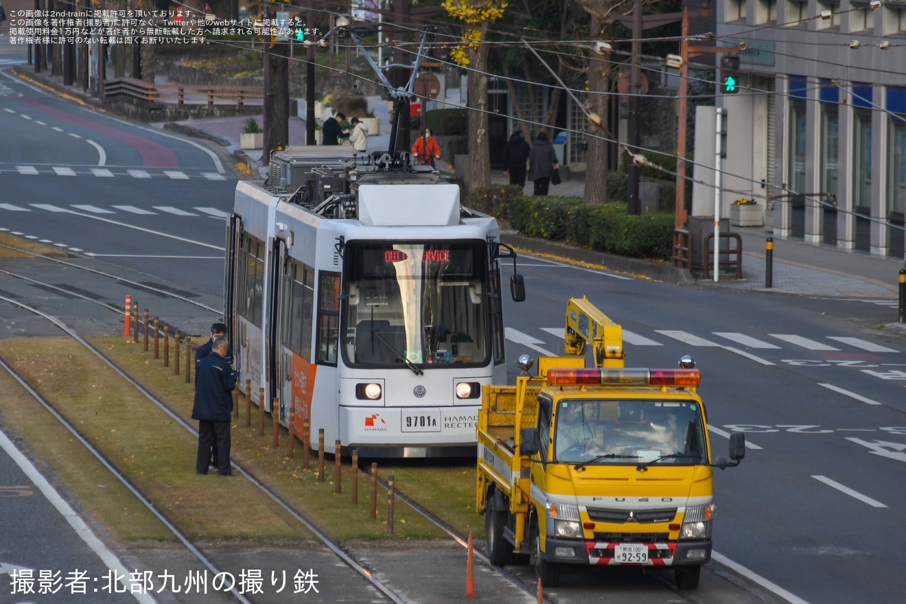 【熊本市営】9700形9701が花畑町〜熊本城市役所前間で脱線の拡大写真