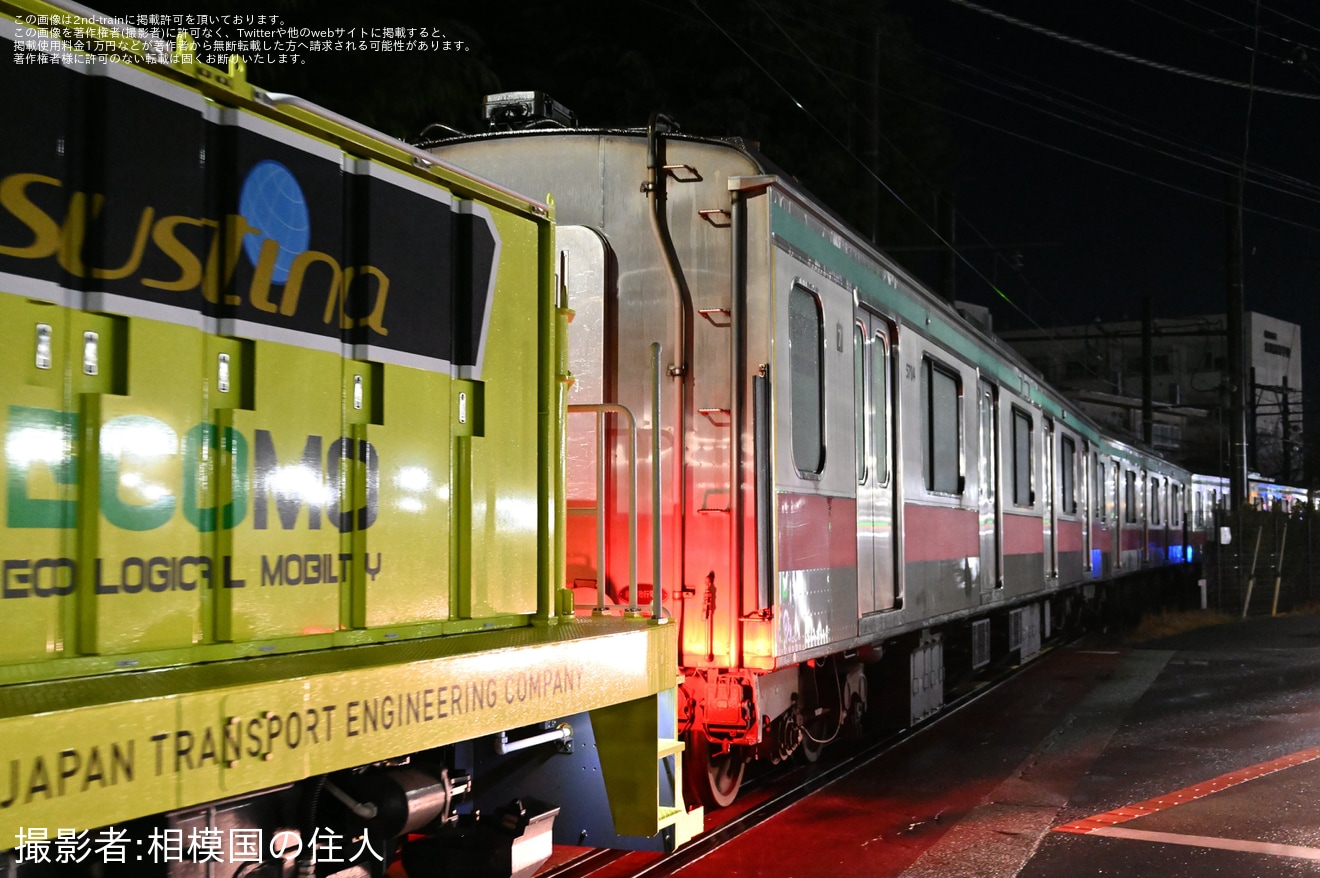 【東急】5000系5104FがJ-TREC横浜事業所を出場の拡大写真