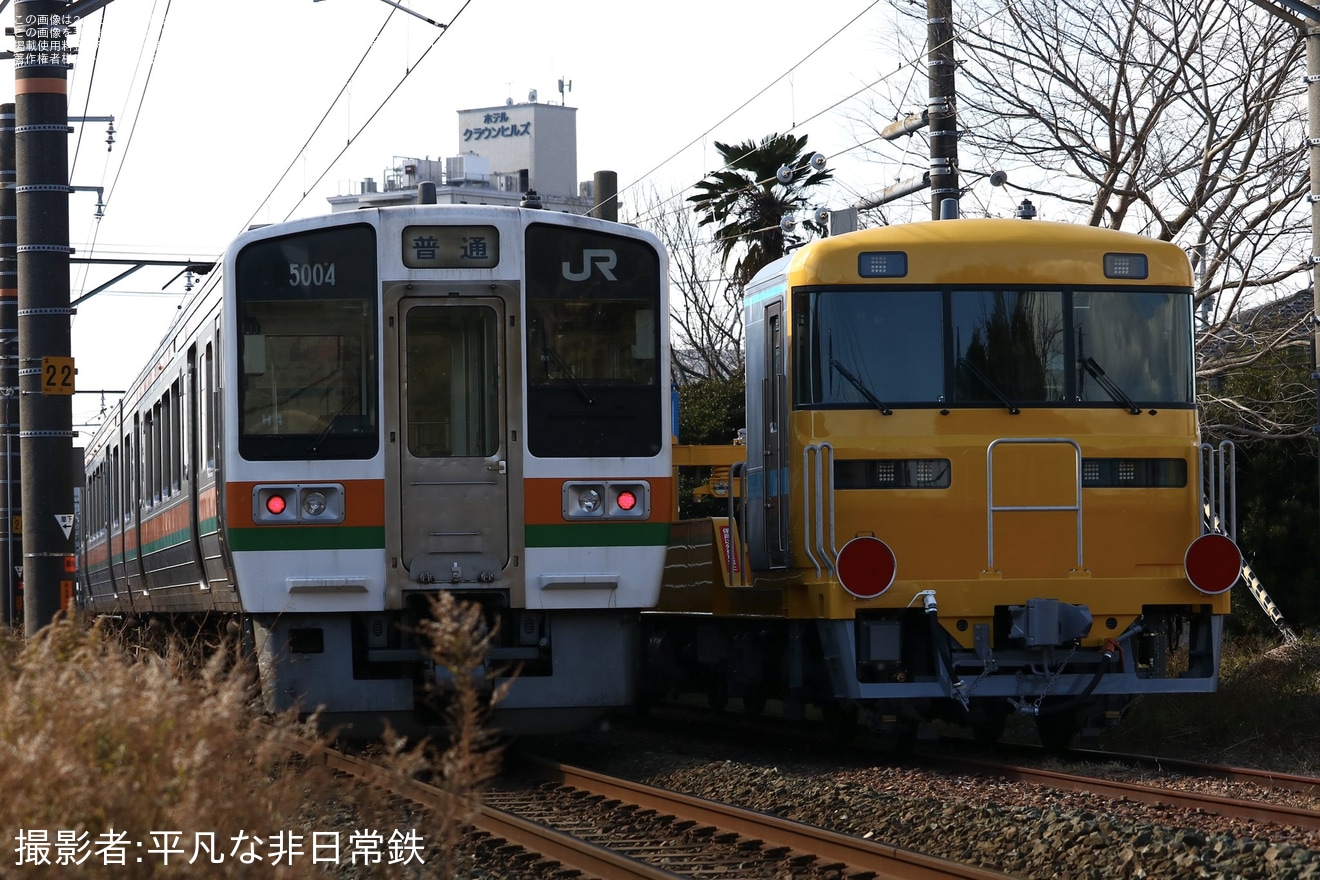 【JR四】レール輸送車となる9000系9001+9051日本車両出場甲種輸送の拡大写真