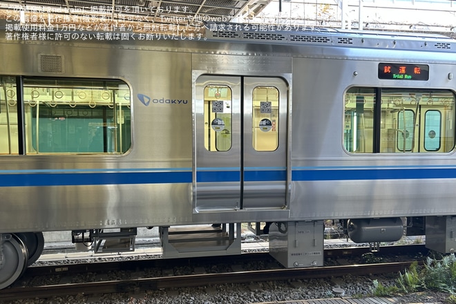 【小田急】5000形5064F(5064×10) 新製試運転を小田原駅で撮影した写真