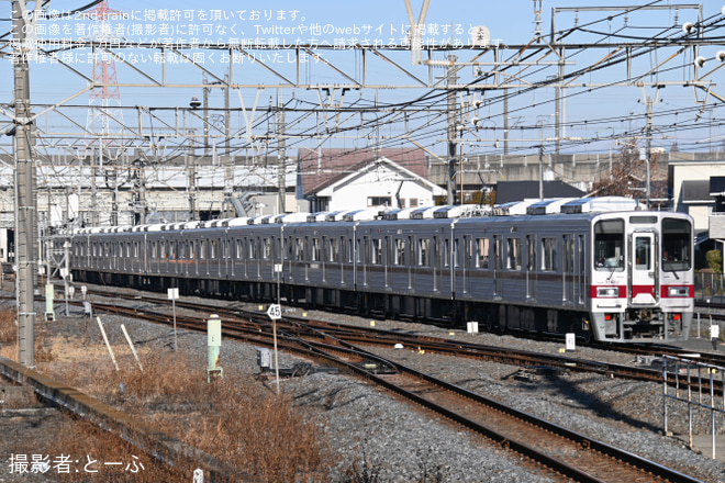 【東武】30000系31612F+31412F 南栗橋工場出場回送を南栗橋駅で撮影した写真