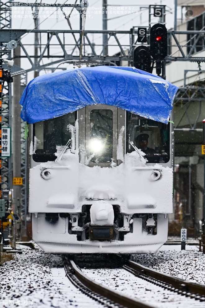 【トキ鉄】倒木に衝突し運用離脱していたET127系V3編成が長野総合車両センターへ