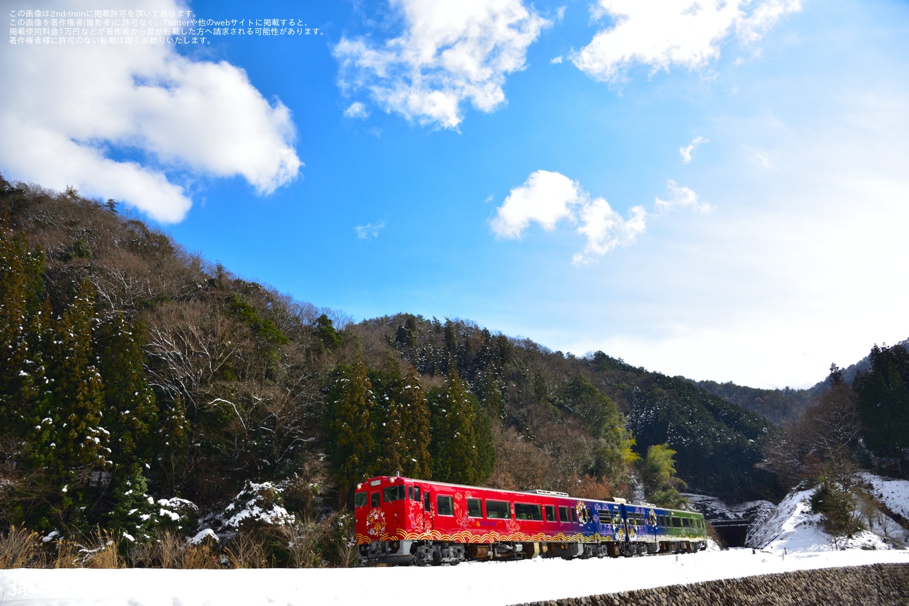 【JR西】観光列車「○○のはなし」山口線を運行の拡大写真