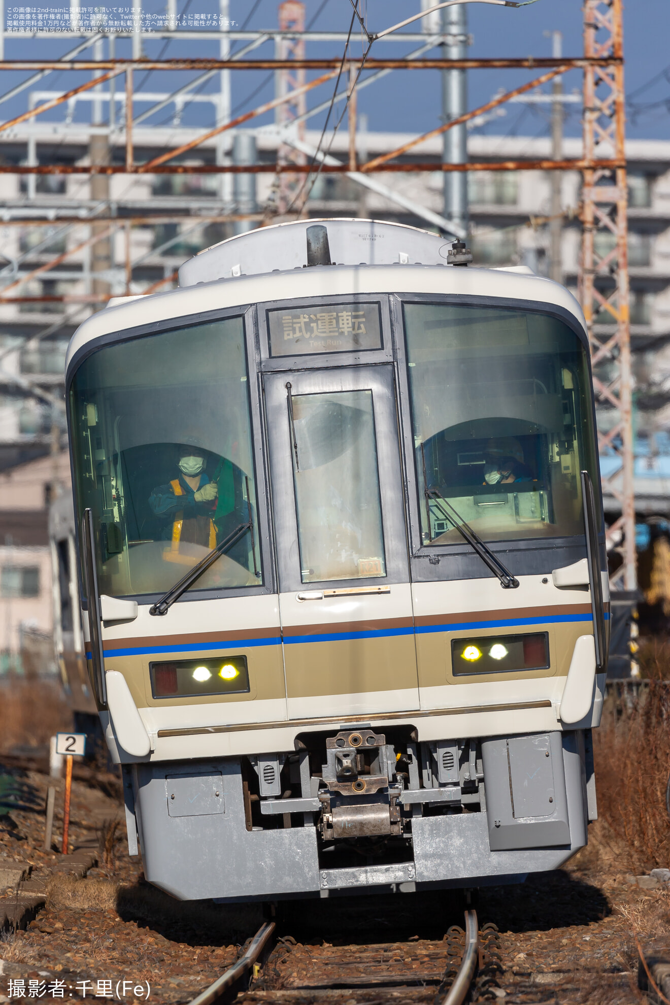 【JR西】221系K21編成吹田総合車両所出場構内試運転の拡大写真