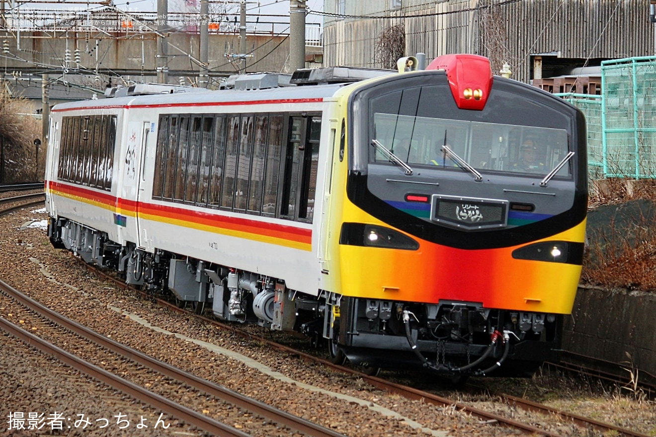 【JR東】キハ48-1521+キハ48-703秋田総合車両センター構内試運転の拡大写真