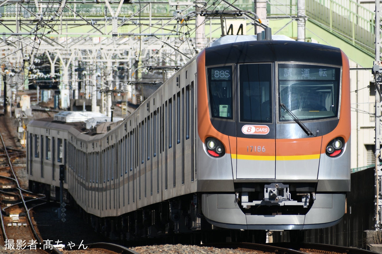 【メトロ】17000系17186F綾瀬工場出場に伴う試運転の拡大写真