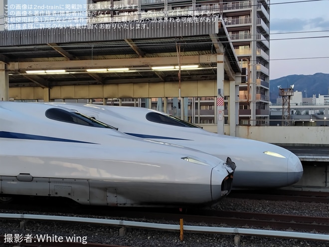 【JR海】N700S J45編成の前面連結器カバーが破損した状態で運転