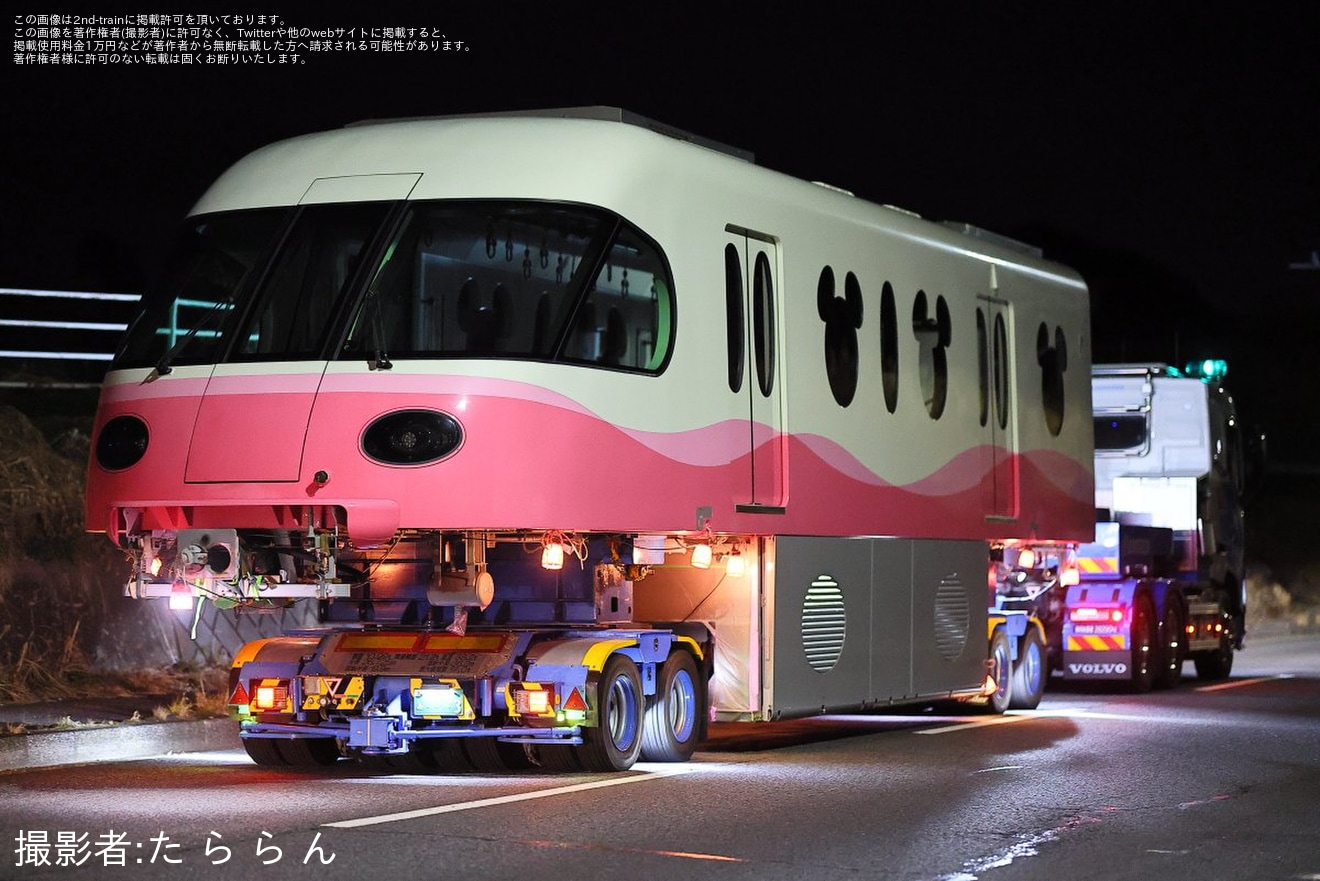 【舞浜リ】リゾートライナー (Type C)第102編成宗吾参道車両基地へ陸送の拡大写真