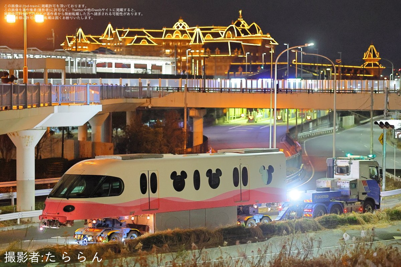 【舞浜リ】リゾートライナー (Type C)第102編成宗吾参道車両基地へ陸送の拡大写真