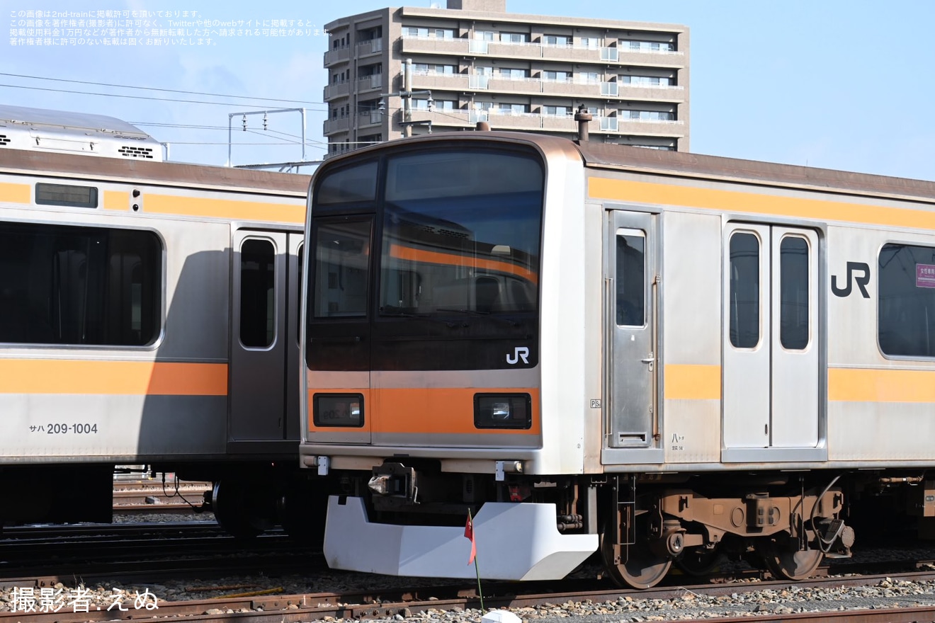 【JR東】E217系クラY-33編成が解体線へ、209系トタ82編成が廃車置き場への拡大写真