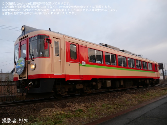 【京都丹後】「リバイバル列車『みやづ号』」ラッピング開始を不明で撮影した写真