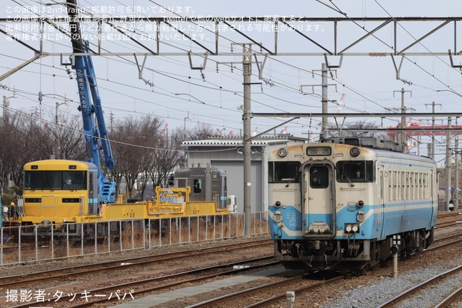 【JR四】初めて9000系にレール積み下ろし訓練を多度津駅で撮影した写真