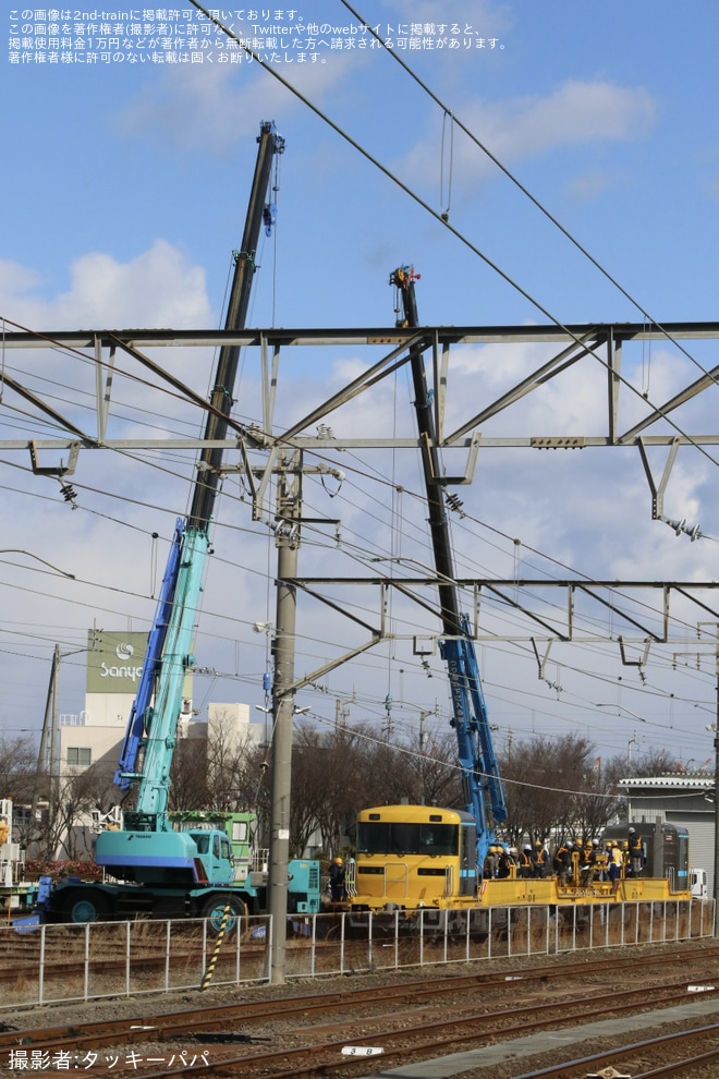 【JR四】初めて9000系にレール積み下ろし訓練を多度津駅で撮影した写真