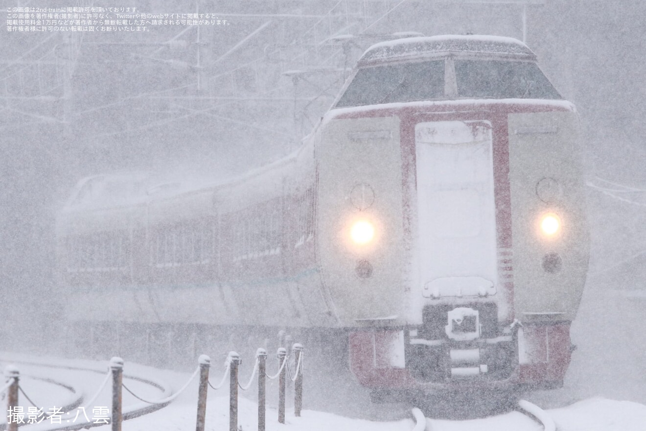 【JR西】381系E7編成が廃車回送の拡大写真