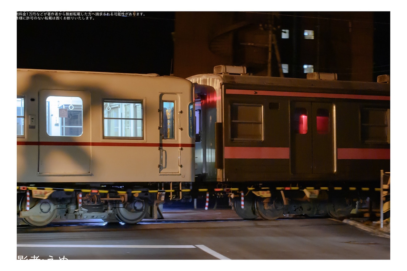 【富士山麓】モハ204-10・モハ205-10が元京王車と連結し下吉田駅へ移動の拡大写真