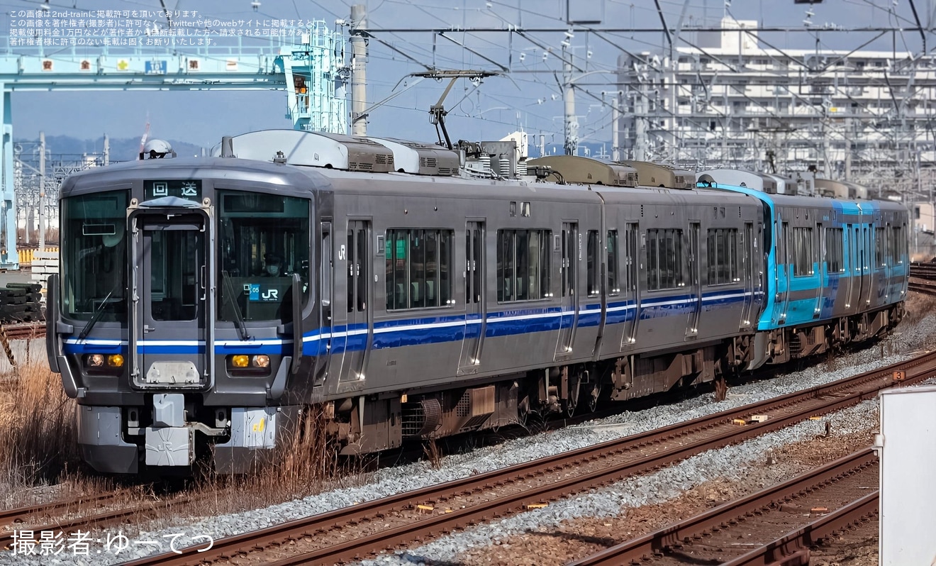 【IR】521系IR15編成吹田総合車両所入場の拡大写真