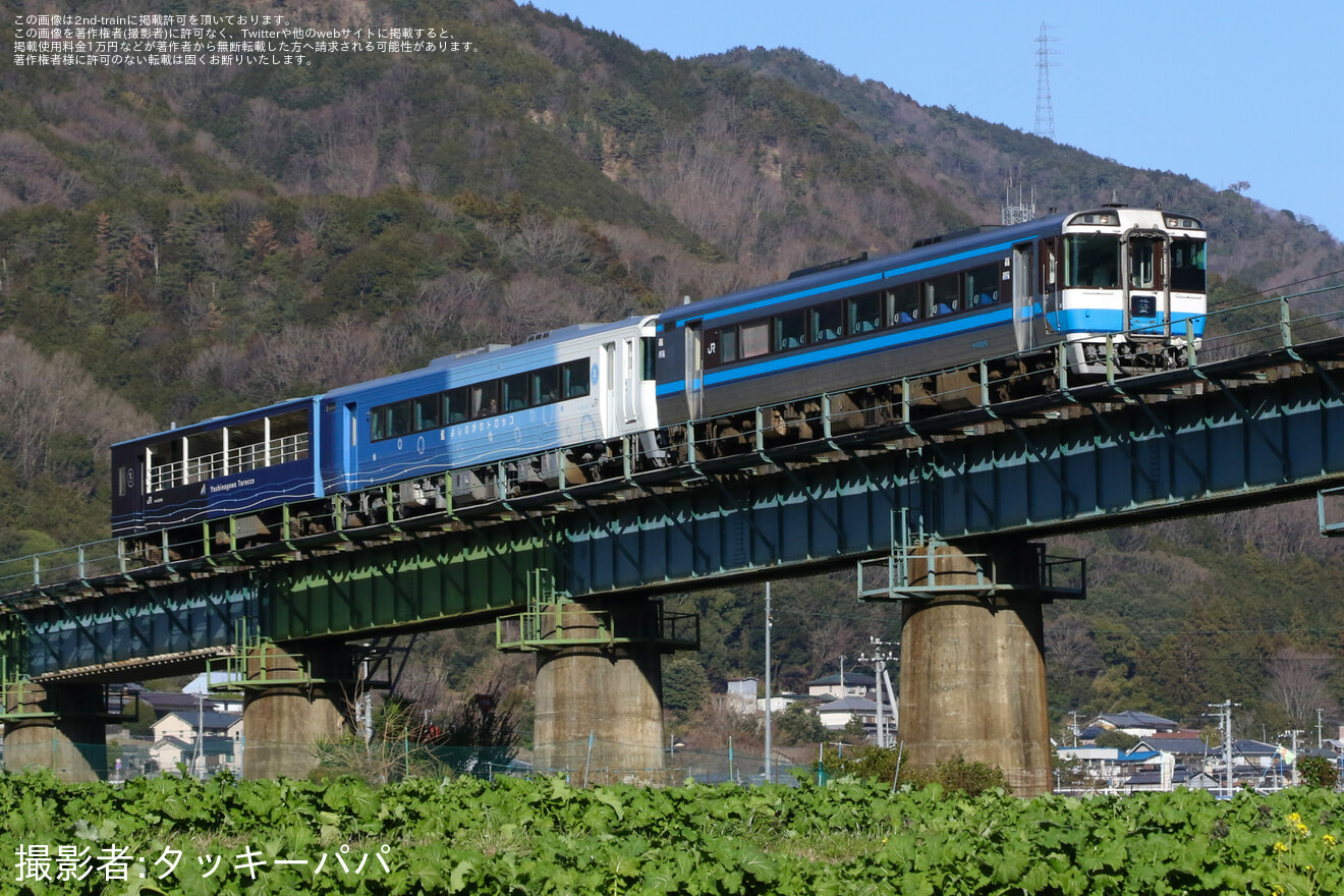 【JR四】藍よしのがわトロッコ+キハ185-9を貸切臨時列車を運行の拡大写真