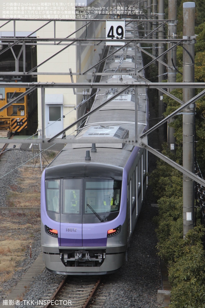 【メトロ】18000系18112Fが新木場CR構内で自走