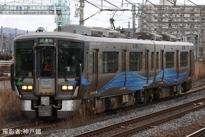 【あい鉄】521系AK05編成 吹田総合車両所出場試運転を不明で撮影した写真