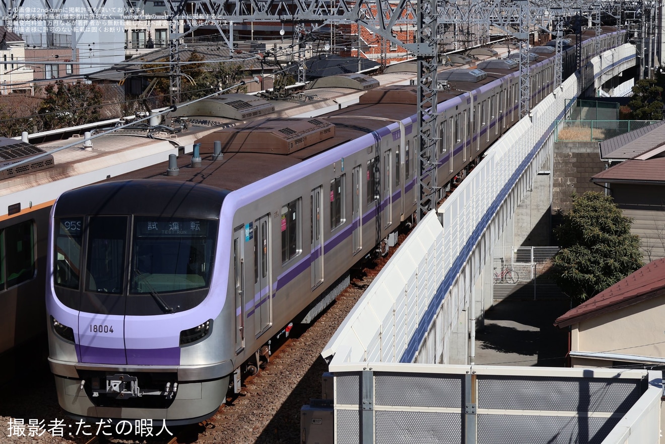 【メトロ】18000系18104F鷺沼工場出場試運転の拡大写真