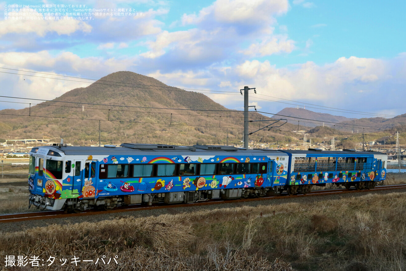 【JR四】アンパンマントロッコ特別貸切運行の拡大写真