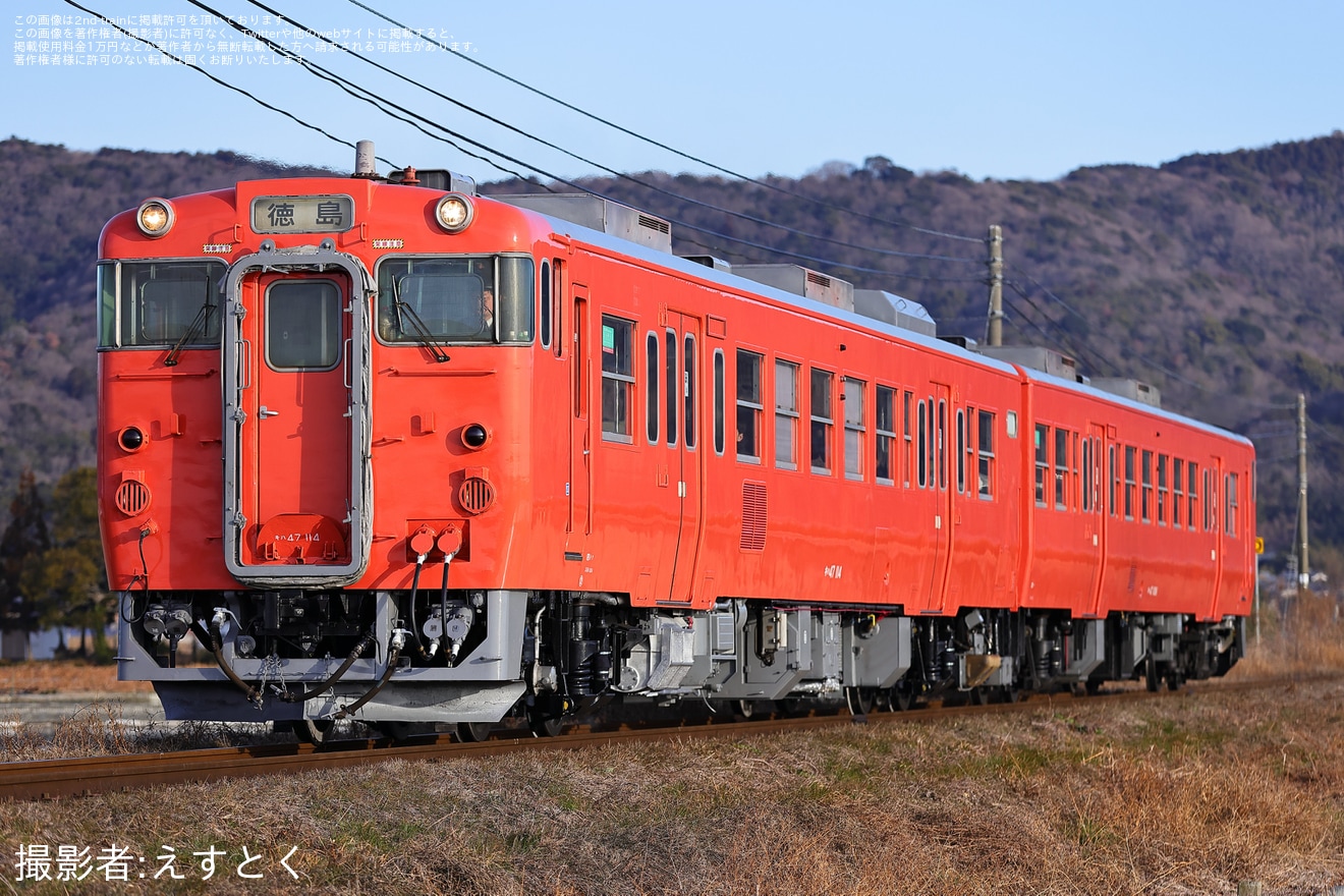 【JR四】首都圏色のまま出場したキハ47-114が方転され運用復帰の拡大写真