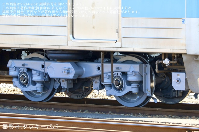 【JR四】7000系7017号車が検査を終えて多度津工場出場