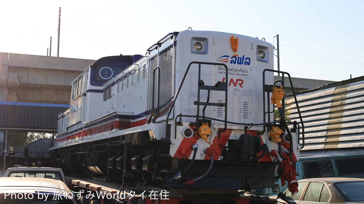 その他】タイで新塗装になったDD51-1143が陸送準備 |2nd-train