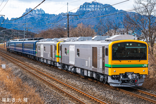 【JR東】GV-E197系TS08編成が12系3両とEF64-1001を連結して試運転