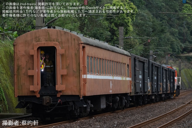 【台鐵】7501次の車掌車脱線事故に伴い救援列車が運転