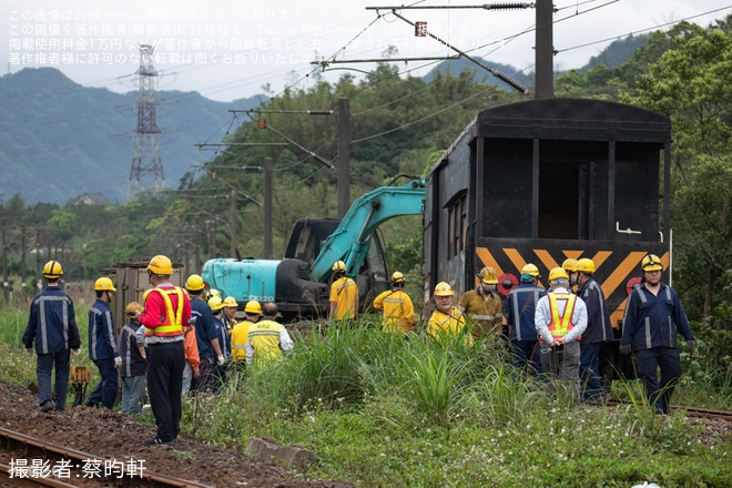 【台鐵】7501次の車掌車脱線事故に伴い救援列車が運転