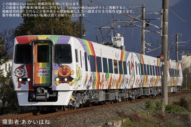 【JR四】8000系S3編成(アンパンマン列車)多度津工場出場