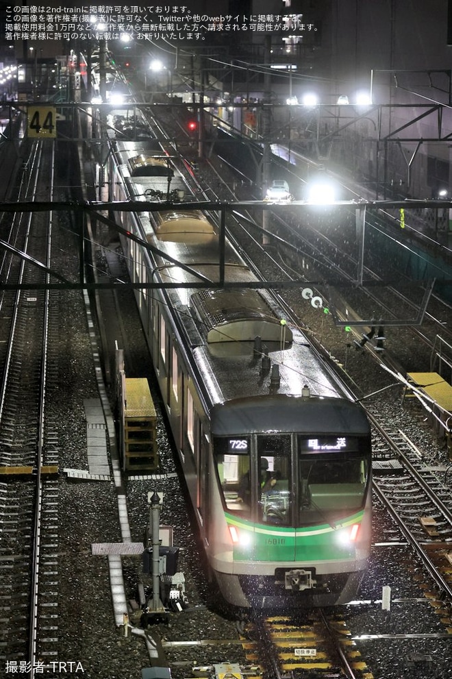 【メトロ】車輪不具合を起こした16000系16110Fが深夜に回送