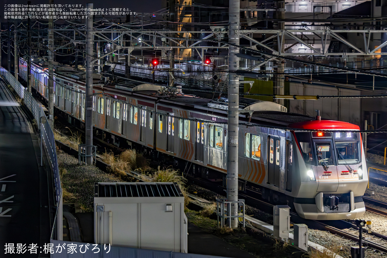 【東急】6000系6104Fが夜間に恩田へ回送の拡大写真