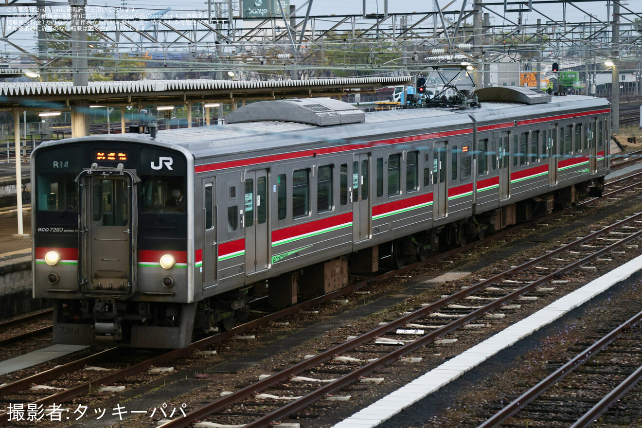 【JR四】7200系R14編成が検査のため多度津工場入場の拡大写真