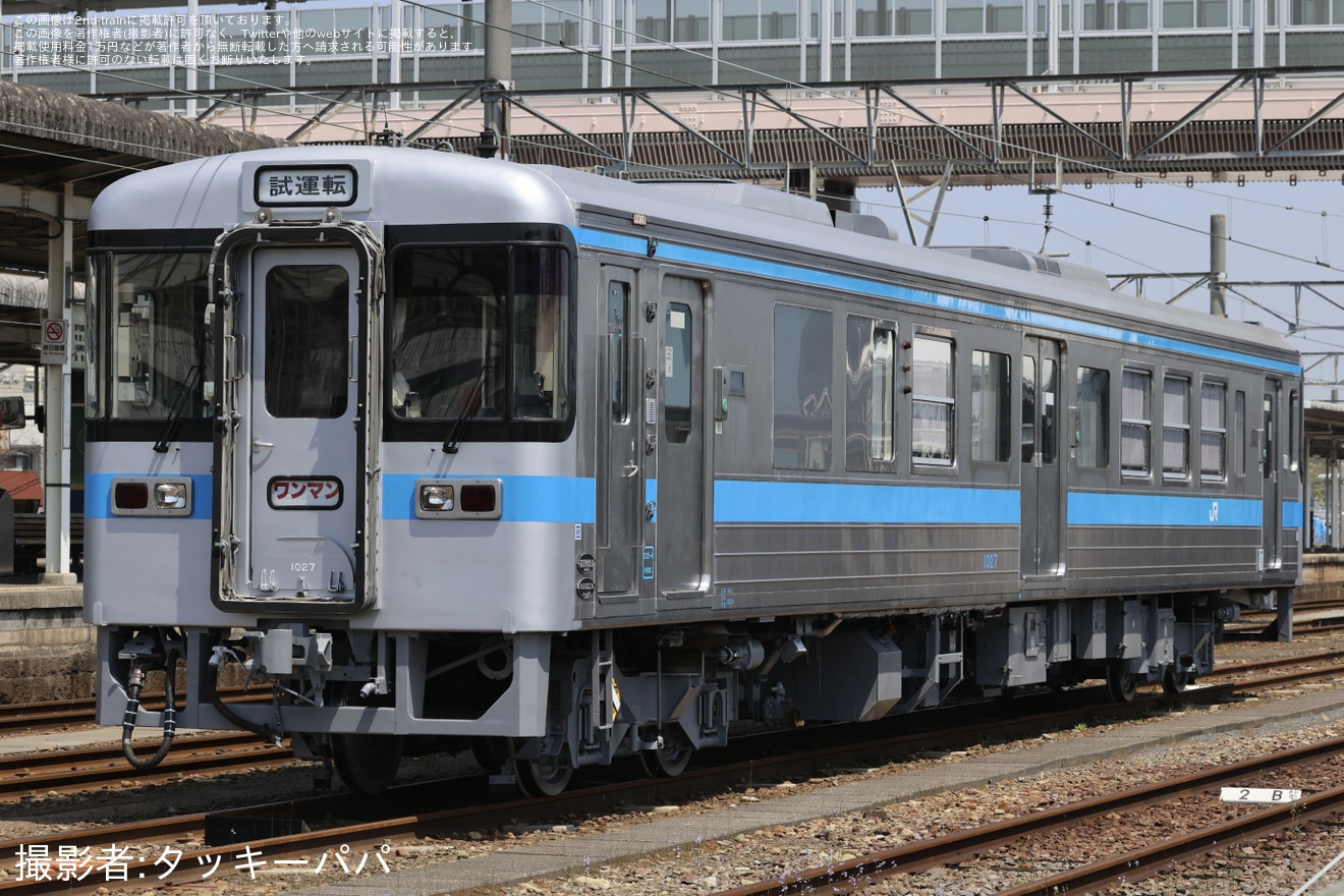 【JR四】1000形1027号車が全般検査を終えて多度津工場出場の拡大写真