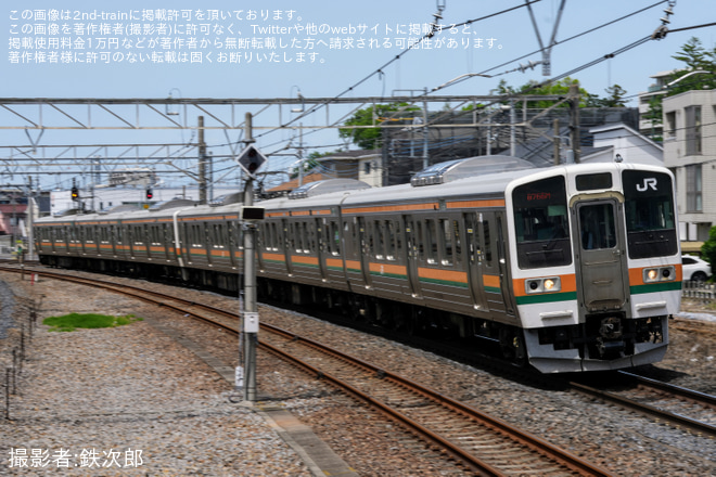 【JR東】211系タカC13編成大宮総合車両センター臨時入場回送を宮原駅で撮影した写真